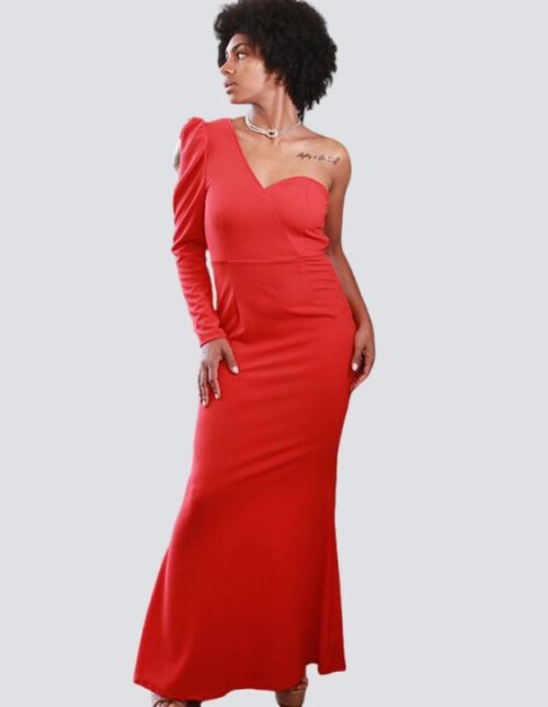 VESTIDO LARGO CORTE SIRENA CON ABERTURA  COLOR ROJO UNA MANGA