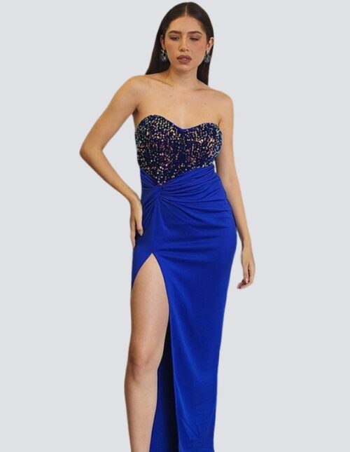 Vestido azul rey, escote corazon en velvet y bordado lentejuela, drapeado y abertura en pierna
