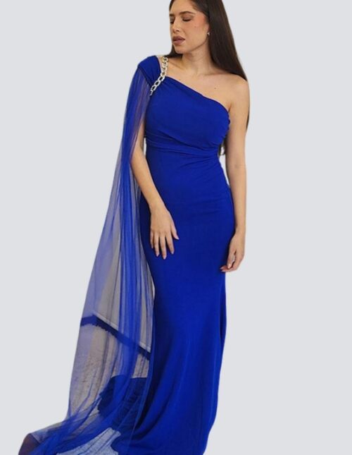 Vestido azul rey, un hombro con diseño de cadena plata, drapeado en busto, ajustado al cuerpo y cola larga