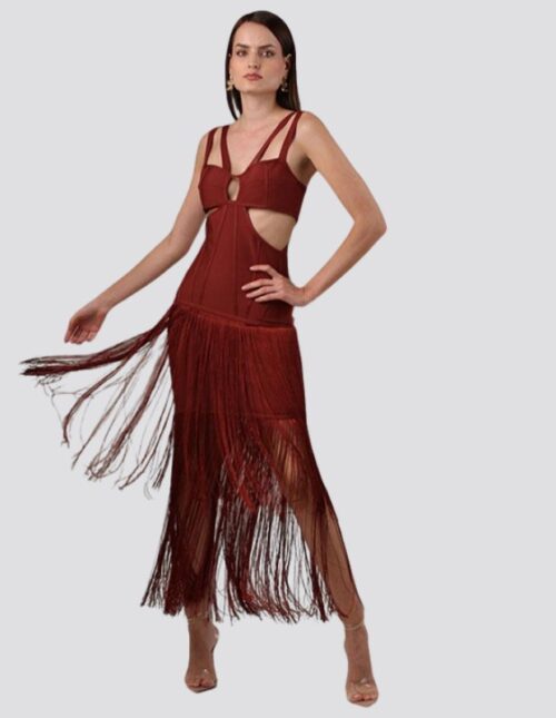 Vestido tela bandage, color ocre, cut out en cintura y flecos