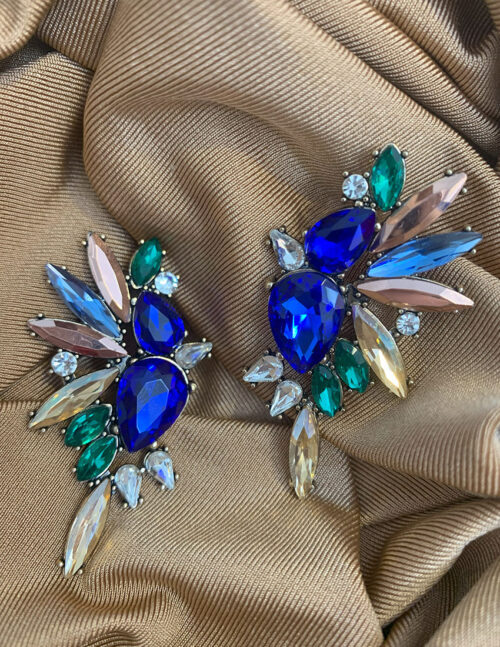 Aretes cristales en tonos de azul, asimetricos de alta gama
