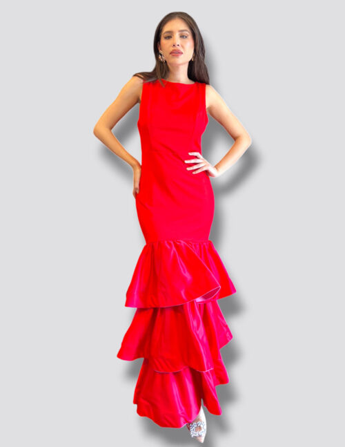 Vestido color rojo con olanes satinados