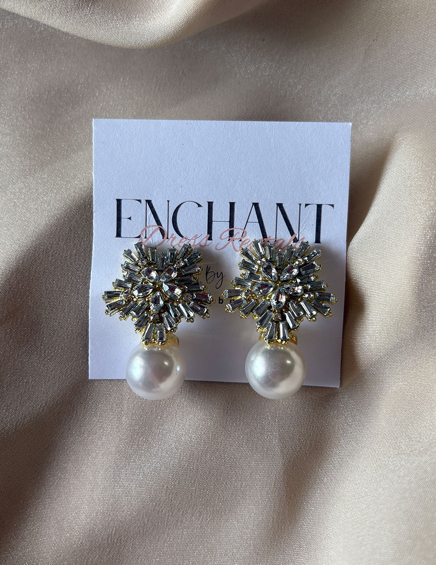 Aretes de imitacion perlas con diseño de cristal estrella